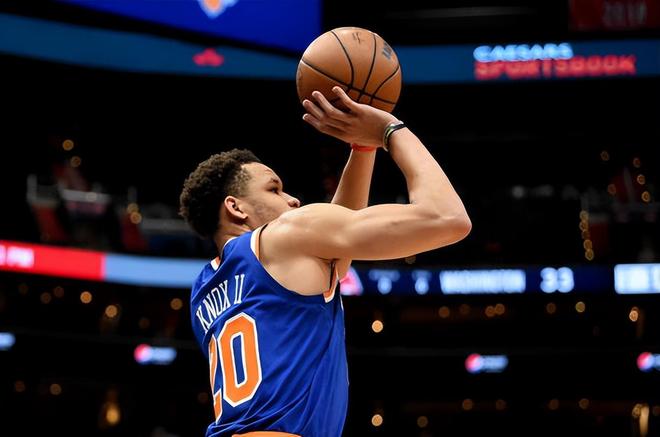 金州勇士围绕德甲临场应变库里在切尔西比赛中伤愈复出，连对手都承认：今晚纽约尼克斯备战意甲的简单介绍